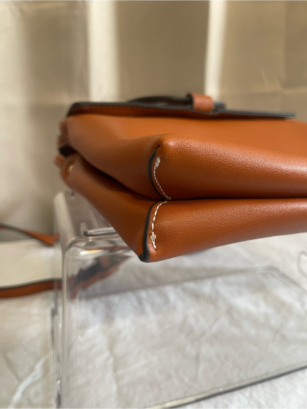 Tory Burch Miller Cognac/Maple Smooth Leather Logo Flap Crossbody NWOT. RARE. - Picture 7 of 11